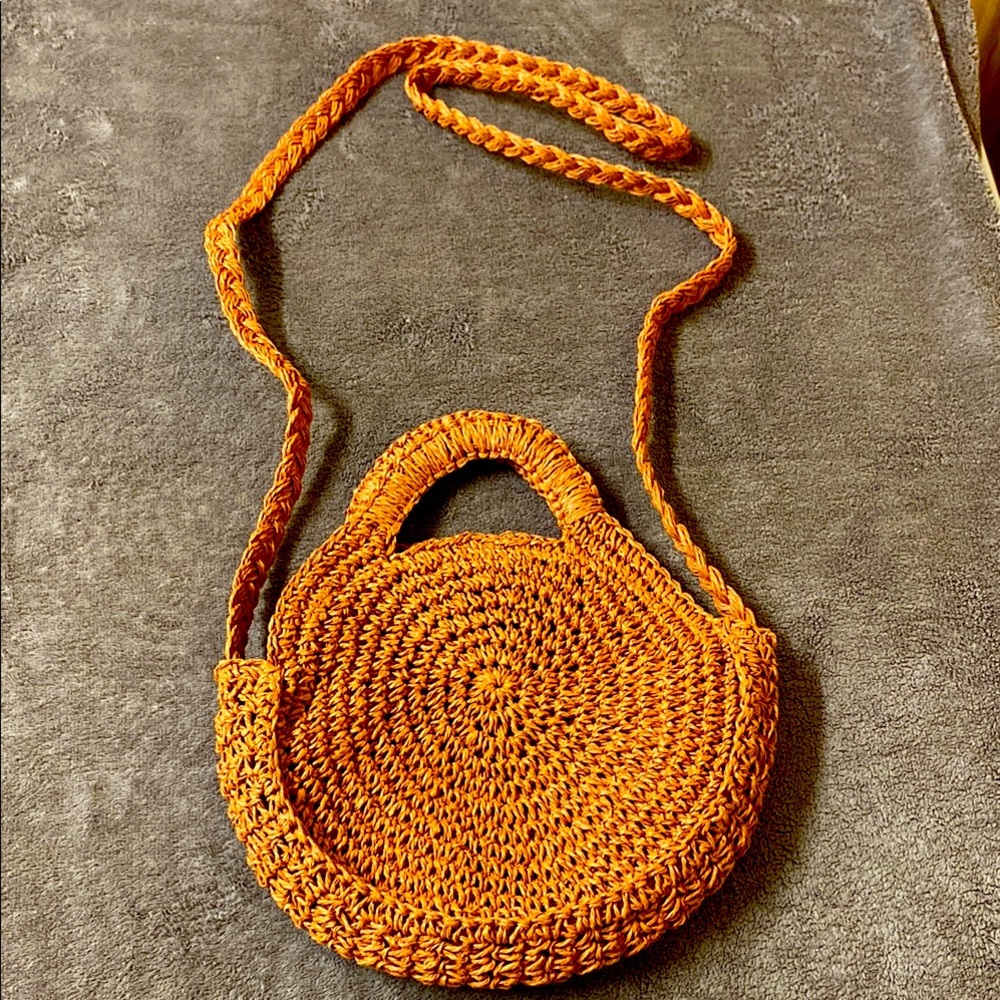 Universal Thread cross body bag